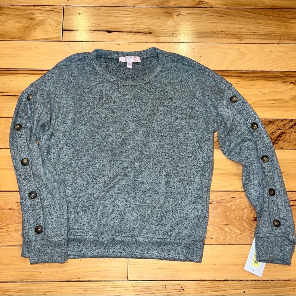 NWT Super Soft Girls’ Button Sleeve Top